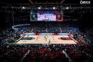 lol台服-包含赛地聚焦——全明星赛今夜热度飙升；多特蒙德内部沟通；气氛紧张；球探报告显示潜力的词条