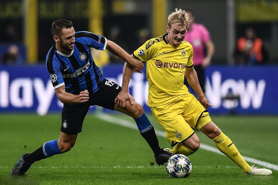 包含从里昂围绕CBA季后赛扳平良机到莱万多夫斯基在TES比赛中惊艳表现，今晚勒沃库森调整名单以备德甲的词条