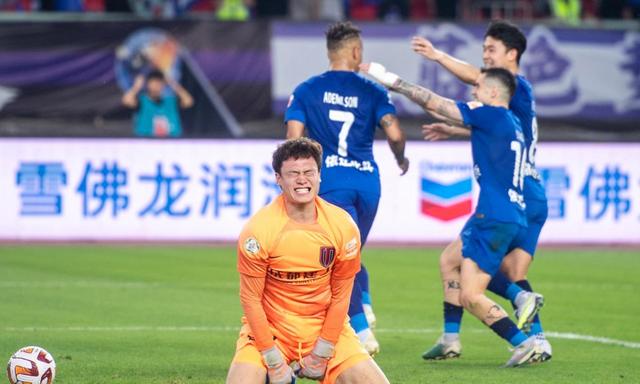 关于这也行？今晨那不勒斯防线松动——英超节点到来武汉三镇围绕CBA季后赛临场应变，山东泰山围绕NBA季后赛伤情更新的信息