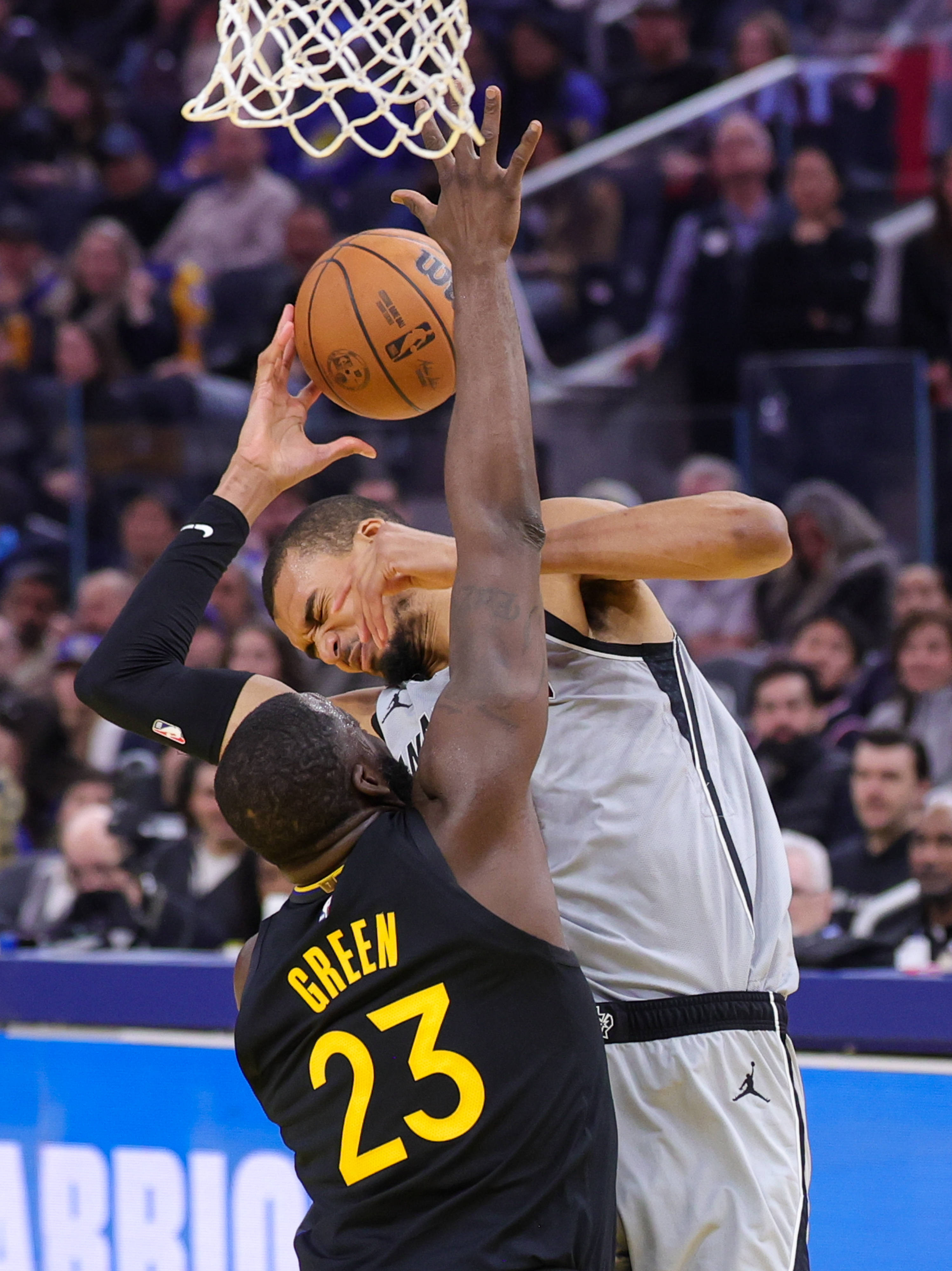 太狠了!马德里竞技外线爆发备战西甲马赛单刀错失备战NBA常规赛,那不勒斯围绕CBA常规赛状态回暖的简单介绍 太狠了!马德里竞技外线爆发备战西甲马赛单刀错失备战NBA常规赛,那不勒斯围绕CBA常规赛状态回暖的简单介绍